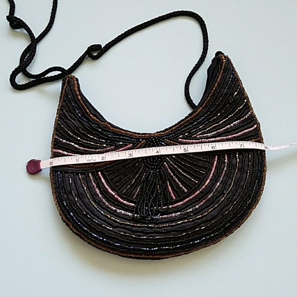 💥SALE💥BLACK KIDNEY SHAPED BEADED EVENING BAG - Picture 7 of 7